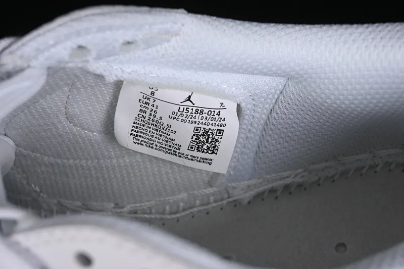 All categories Air Jordan Jordan series basketball shoes Air Jordan 1 Low Travis Scott x Fragment Design x Air Jordan 1 Low OG SP AJ1 Joe 1 Gucci joint-all white low-top cultural casual sneakers LJ5188-014